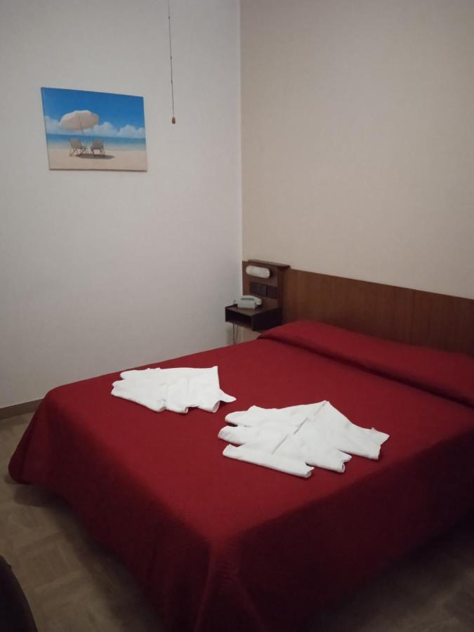 Hotel Luca Rimini Exteriör bild